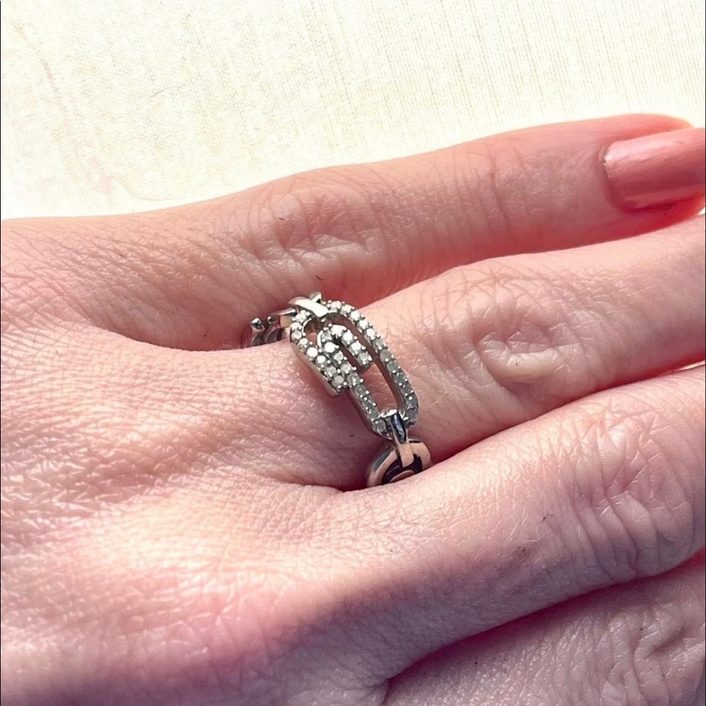 Genuine Diamond Paperclip Ring
